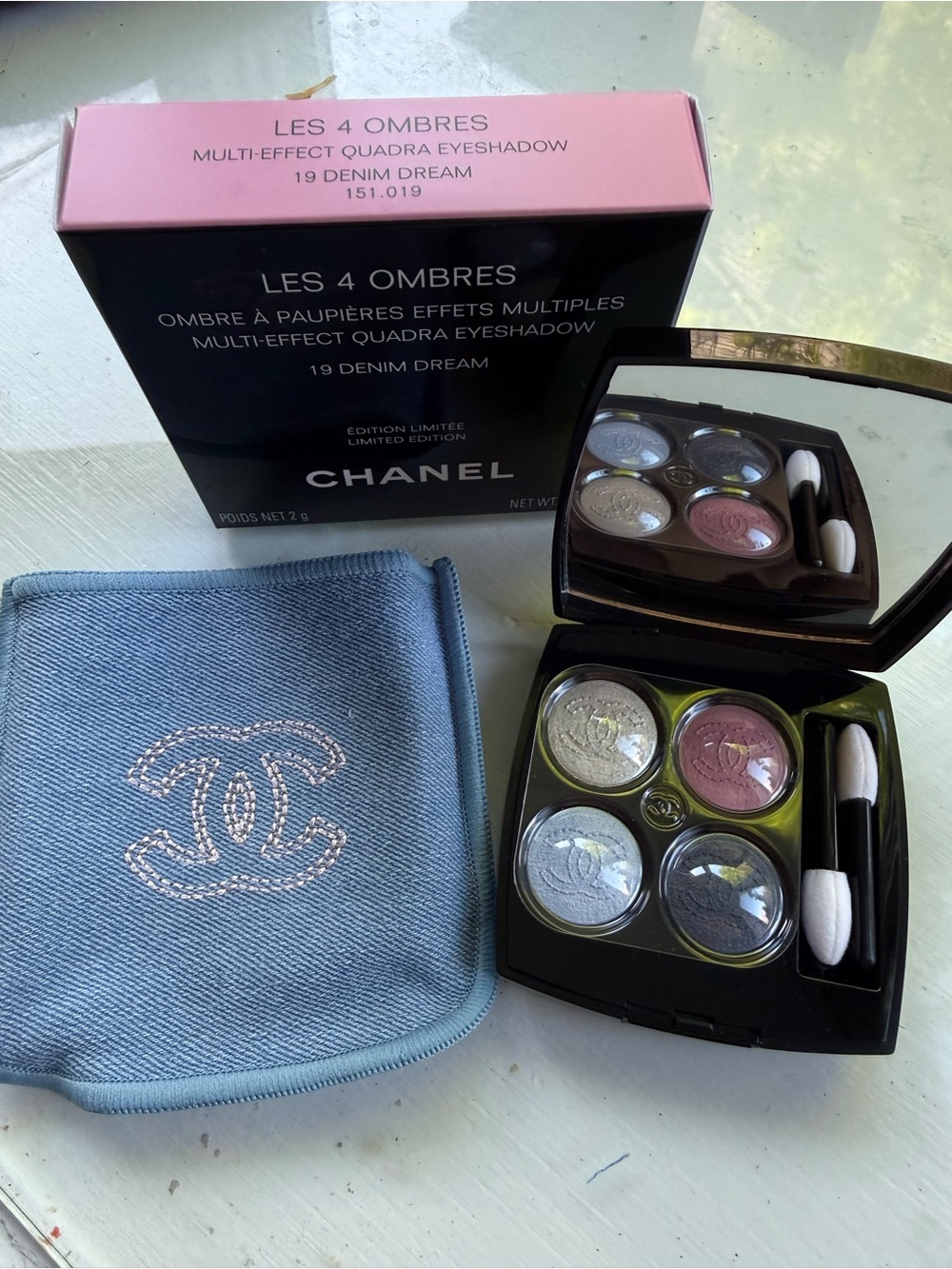 Chanel LES 4 OMBRES DENIM DREAM - Picture 8 of 9